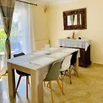 Maison Spacieuse à 30min De Paris Casa de Férias Montmorency