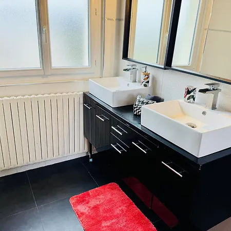 Maison Spacieuse à 30min De Paris Casa de Férias Montmorency