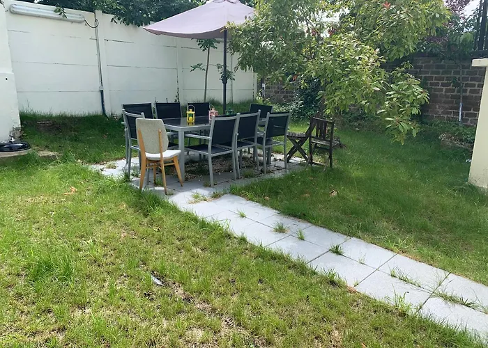 度假居 Maison Spacieuse A 30min De Paris 蒙莫朗西