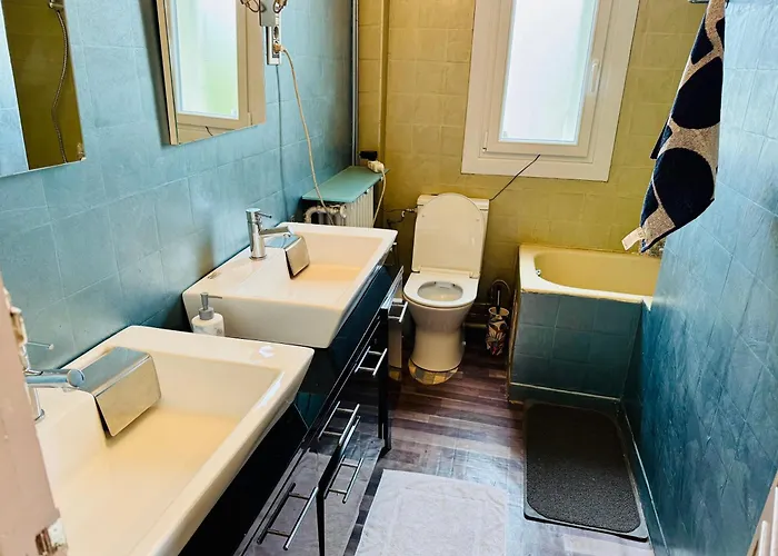 Semesterbostad Maison Spacieuse A 30min De Paris Montmorency